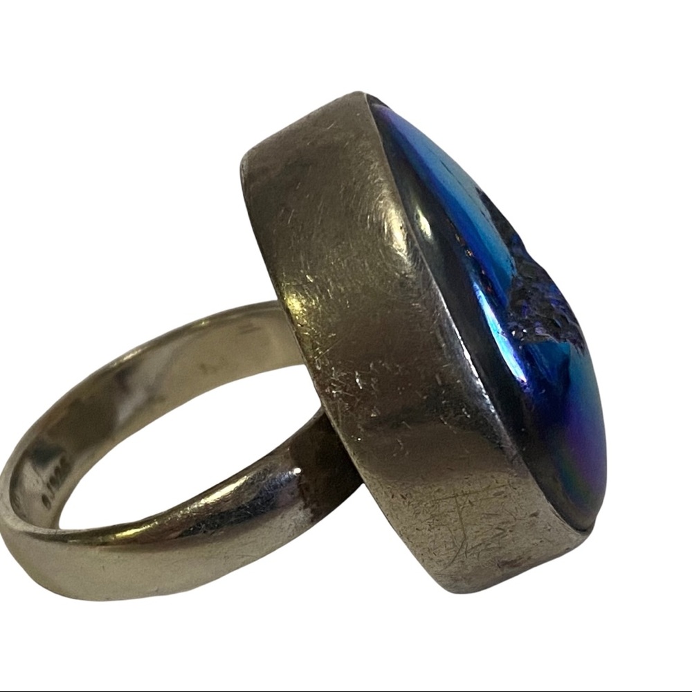 Estate 1990’s Blue Stone in a 925 Sterling Silver Setting, Size 9 - Picture 4 of 5